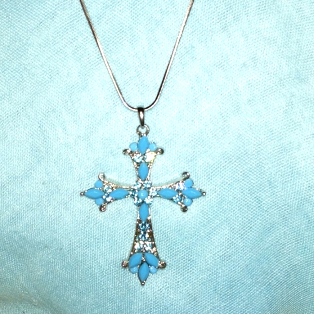 3-8-74 Sam Moon beautiful new with tags cross New!